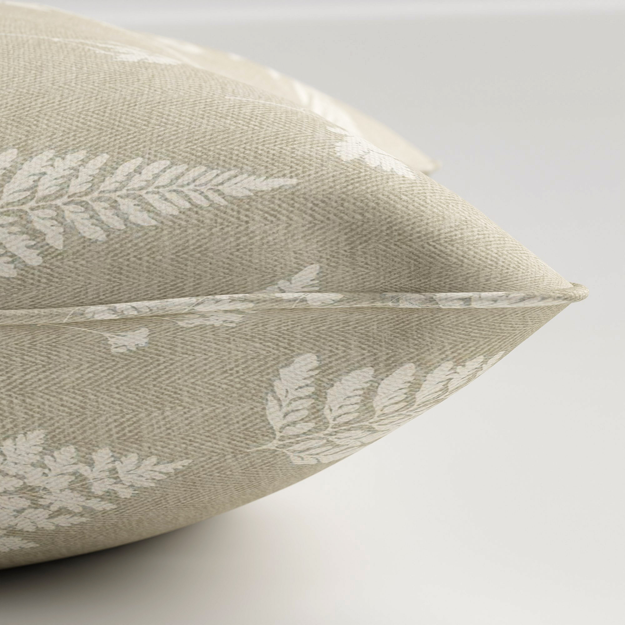 Emily Bond Tynesfield Linen Cushion - Image 4