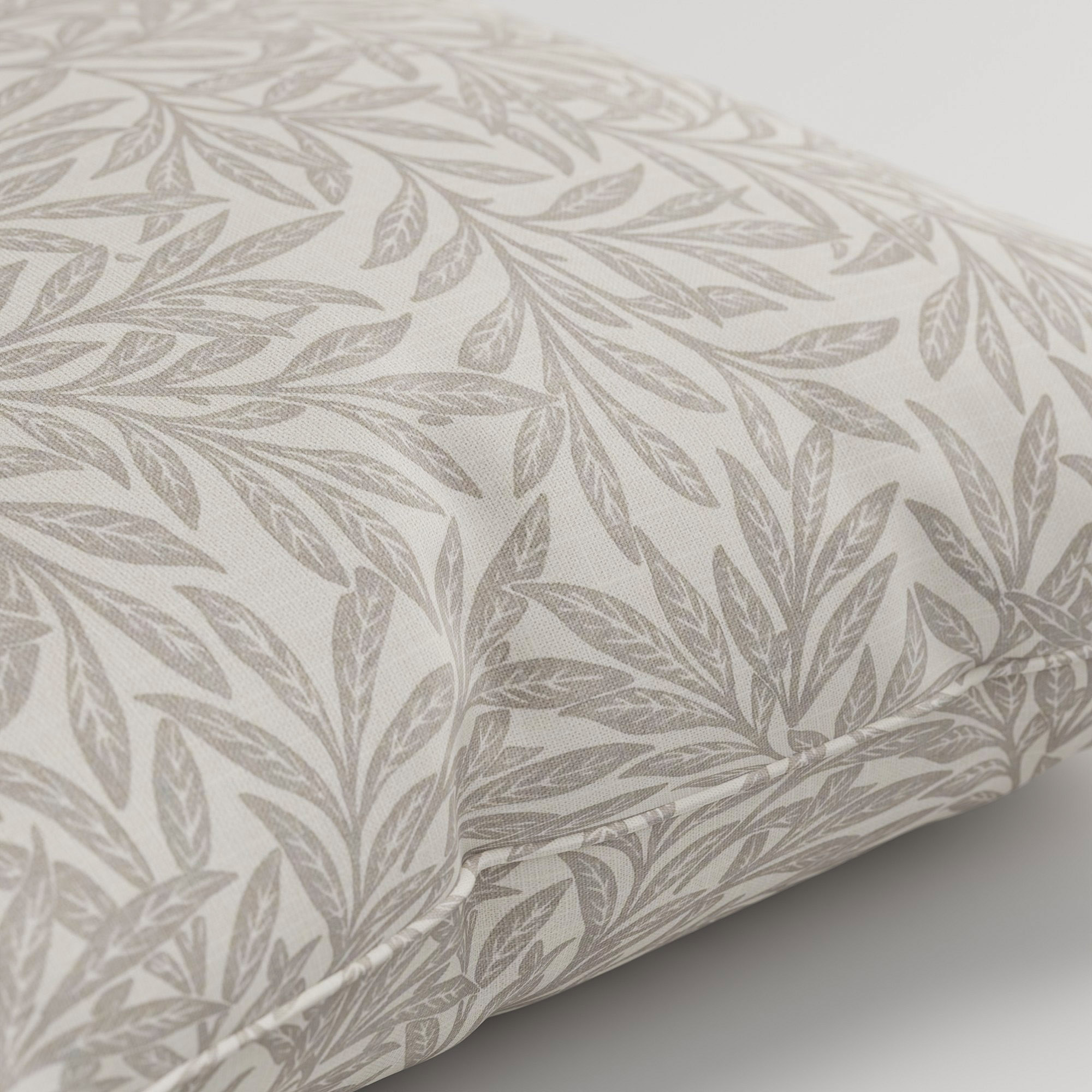 William Morris At Home Willow Limestone Cushion - Image 3