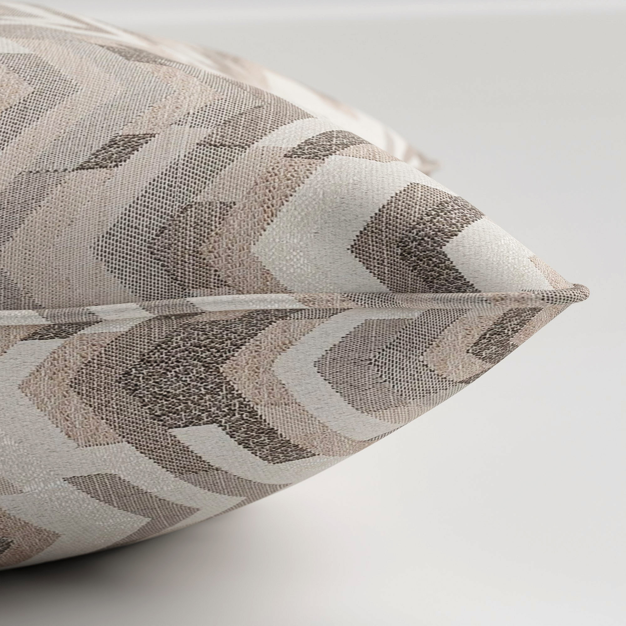 Manaus Blush Cushion - Image 4